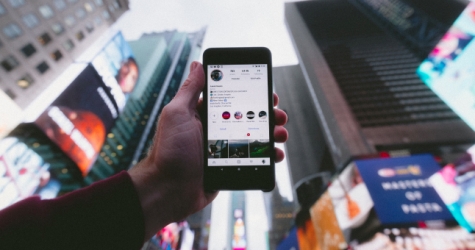 Некоторые пользователи десктопной версии Instagram получили возможность загружать фото и видео