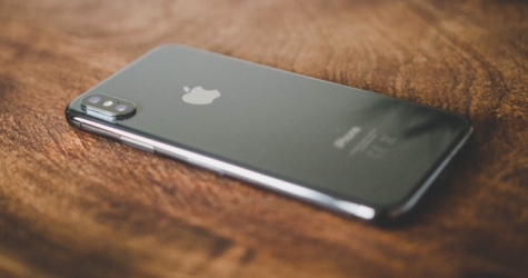 Павел Дуров назвал владельцев айфонов цифровыми рабами Apple