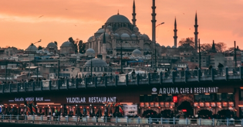 «Аэрофлот» сократил число рейсов в Турцию на июнь до двух в неделю