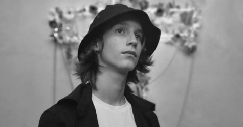 Сын Децла выложил в инстаграме фрагмент своего первого трека