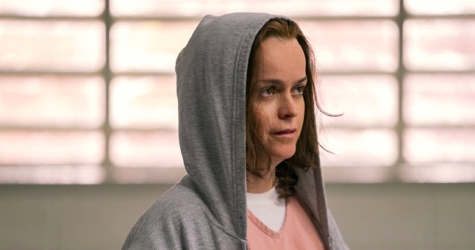 Актриса из сериала «Оранжевый — хит сезона» сыграет в хорроре о женщине-меме Карен