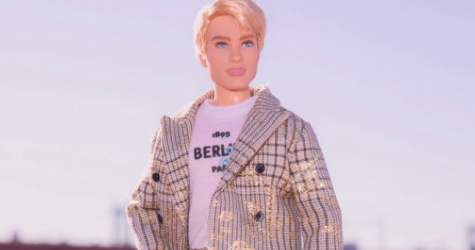 Крис ван Аш создал три образа для куклы Кена