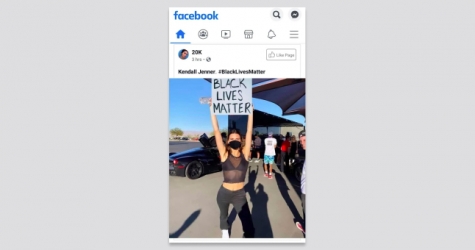 В соцсетях появился снимок Кендалл Дженнер с прифотошопленным антирасистским плакатом
