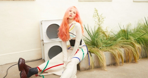 Южнокорейская певица HyunA стала амбассадором Loewe