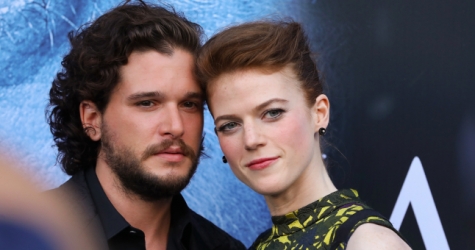 Кит Харингтон и Роуз Лесли стали родителями — у них родился сын