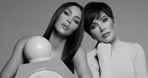 Ким Кардашьян выпустила парфюмерную коллаборацию со своей матерью Крис Дженнер
