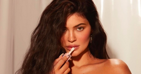 Бренд Кайли Дженнер Kylie Skin можно будет купить в «Золотом яблоке»