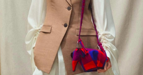 Loewe выпустил эксклюзивную версию сумки-слоника для Mytheresa