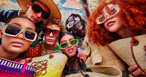 Loewe собрал плейлист для летних вечеринок в стиле коллекции Paula's Ibiza