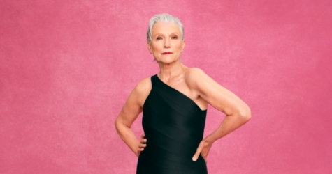 Мэй Маск снялась в кампании бренда купальников Summersalt