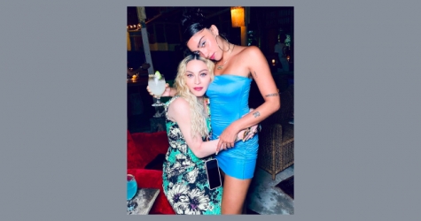 Мадонна поделилась снимками с празднования своего дня рождения на Ямайке