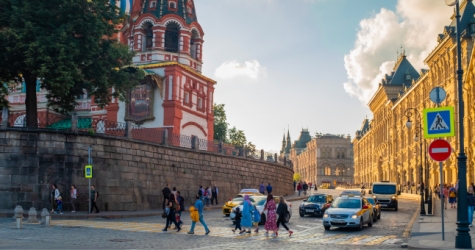 Владимир Путин разрешил сделать все дни с 1 по 10 мая нерабочими