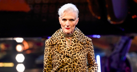 Мать Илона Маска устроила домашнее дефиле под трек Grimes