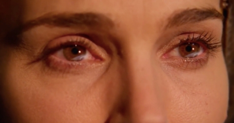 Натали Портман играет женщину-астронавта в трейлере фильма «Бледная синяя точка»