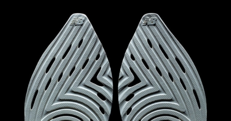 New Balance и Stone Island показали тизер своей коллаборации