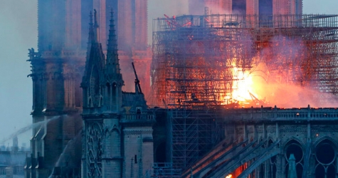 О пожаре в парижском Нотр-Даме снимут сериал