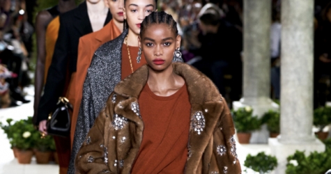 Oscar de la Renta перестанет выпускать изделия из натурального меха