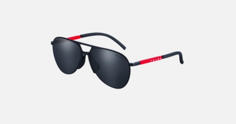 Prada представил новую коллекцию оптики Linea Rossa