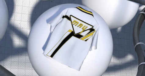 Prada показал рубашку из майского дропа линейки Time Capsule