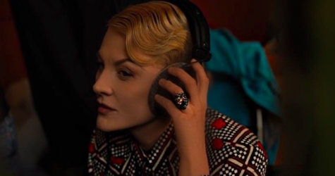 Рената Литвинова озвучила маршруты «Яндекс.Карт»