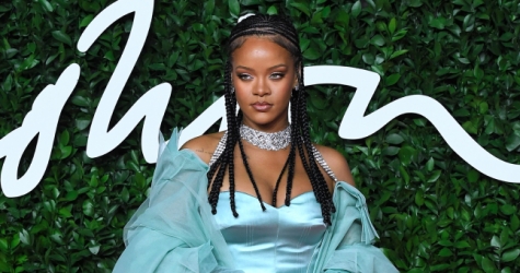 Рианна передала 2 миллиона долларов жертвам домашнего насилия, пострадавшим во время карантина