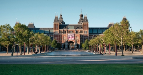 Более 700 000 работ из амстердамского Рейксмюсеума теперь можно посмотреть онлайн