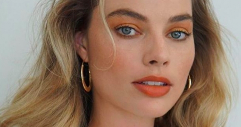 Марго Робби показала свои детские фотографии, чтобы привлечь внимание к пожарам в Австралии