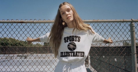 Sports Illustrated выпустил коллаборацию с ритейлером Nasty Gal