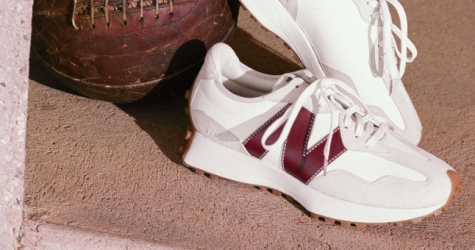 Staud переосмыслил кроссовки New Balance 327