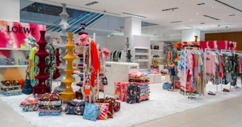 В ЦУМе появилось поп-ап-пространство с новой коллекцией Loewe Paula’s Ibiza