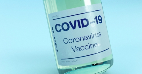 Роспотребнадзор считает, что за год от коронавируса привьются больше половины россиян