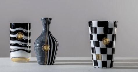 Versace выпустил коллекцию ваз из муранского стекла