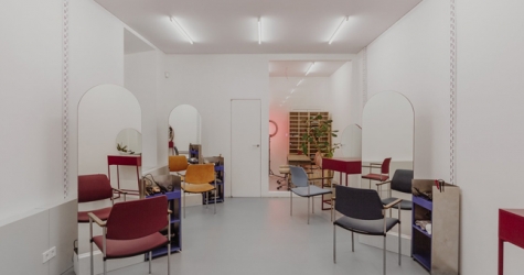 Где в Москве делать маникюр и педикюр мужчинам