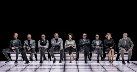 Зачем смотреть «Иранскую конференцию» — новый спектакль по пьесе Ивана Вырыпаева