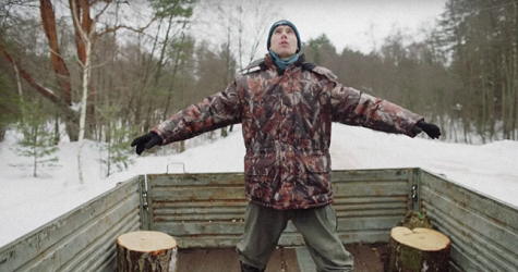 Антоха MC едет на рыбалку в видео на трек «Бабки»