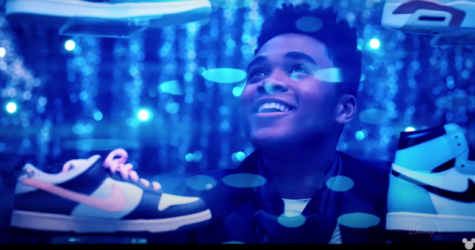 Disney+ выпустил трейлер нового ремейка «Золушки»