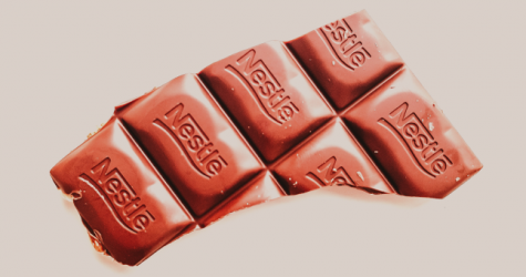 Nestle приостановит инвестиции в Россию