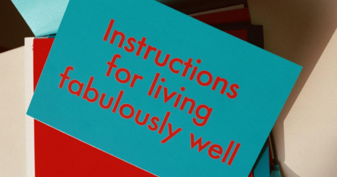 The Gentlewoman выпустил набор открыток