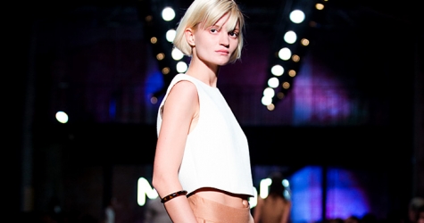 Показ Mango, весна-лето 2014