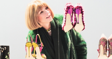 Фильмы о Manolo Blahnik и инсталляция из туфель на презентации в Нью-Йорке