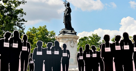 Kering поддержали кампанию #BringBackOurGirls