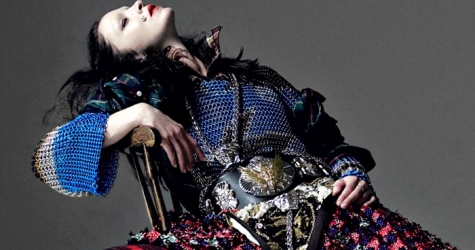 Мариякарла Босконо в съемке для весеннего Dazed