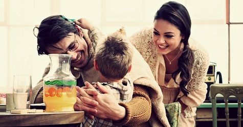 Официальный трейлер к фильму \"Деготь\"