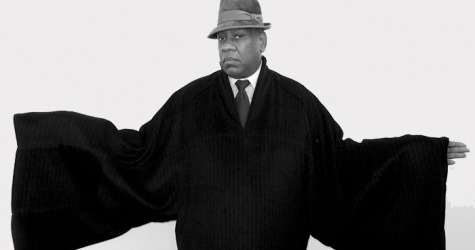 Андре Леон Телли собрал чемоданы на свадьбу Ким и Канье