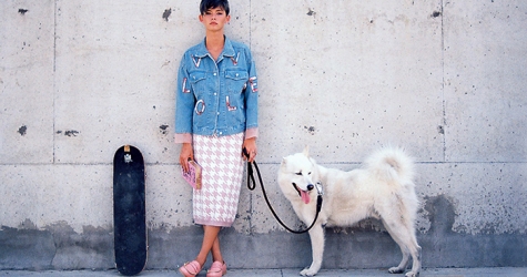 Девушка с собачкой: новая съемка для журнала MORE is LOVE