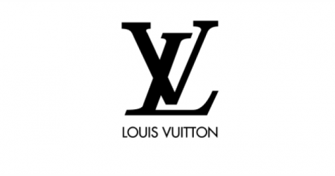 Пожилая пара из Харьковской области хранила кукурузу в сундуке Louis Vuitton, которому 140 лет