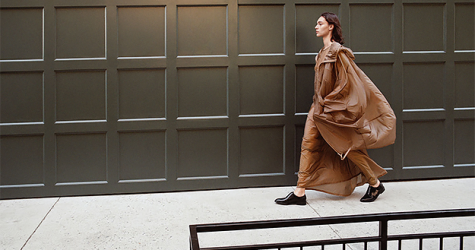 COS и 10 лет минимализма: из чего состоит ДНК бренда