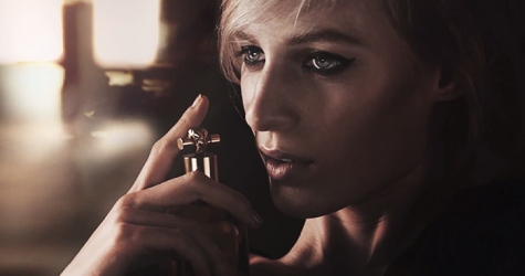 Джулия Нобис — лицо нового парфюма Knot от Bottega Veneta