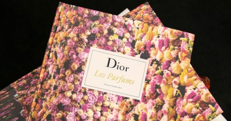 Новая книга об ароматах Dior Les Parfums