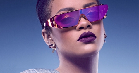 Рианна совместно с Dior выпустила коллекцию солнцезащитных очков